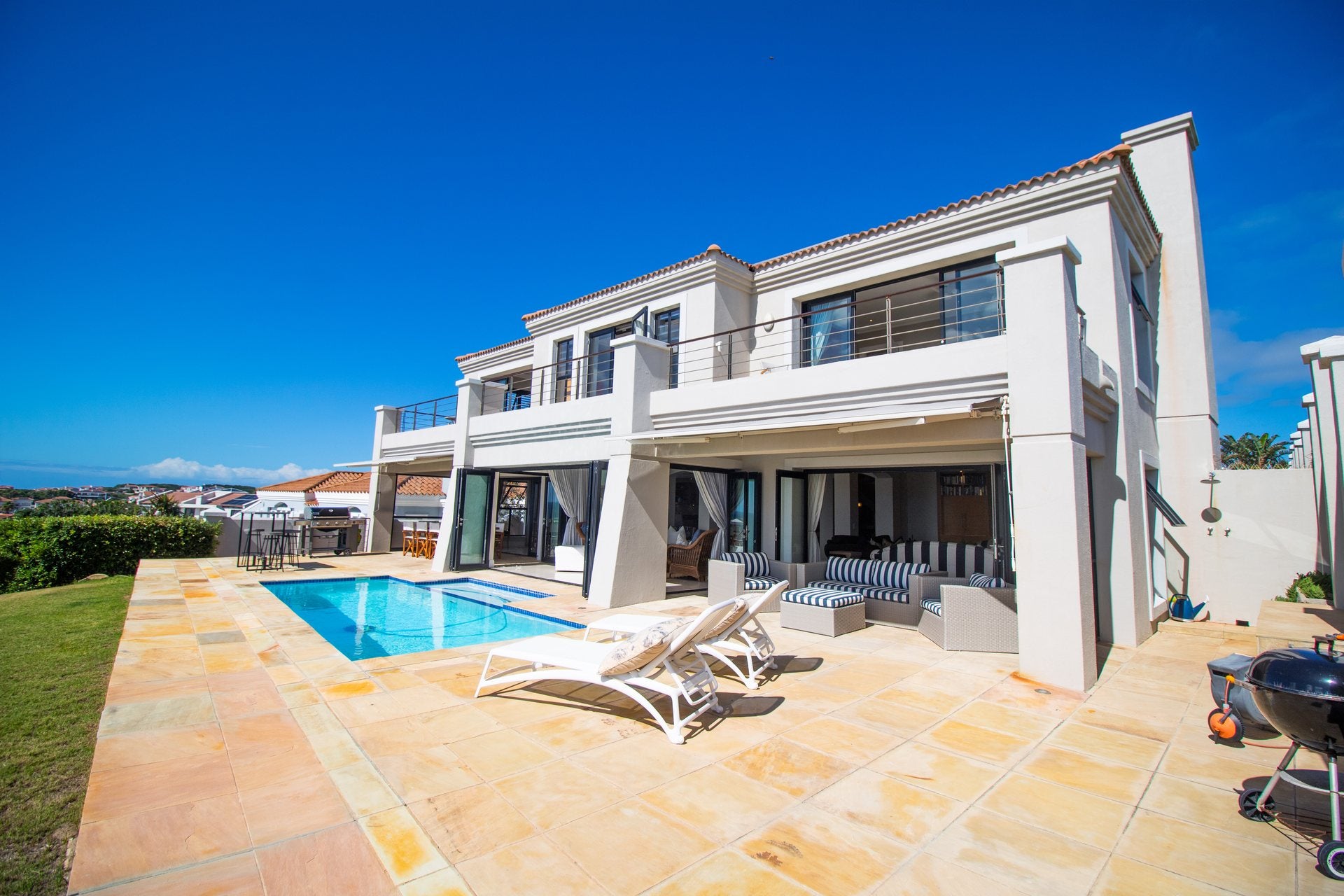 Luxury coastal home and pool photographed by Media Fans